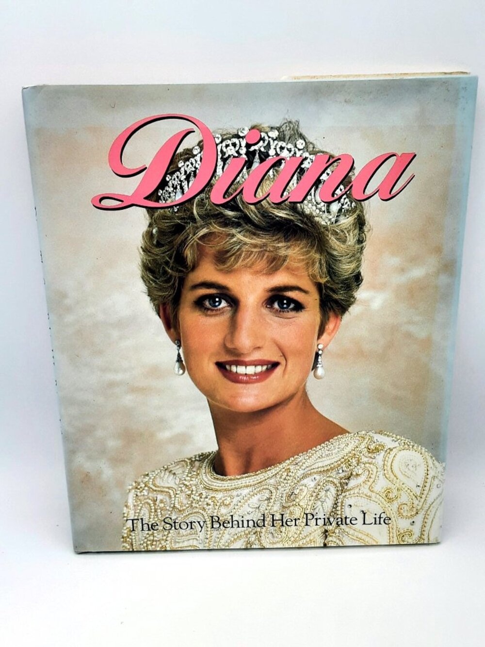 Diana, The Story Behind Her Private Life RICHARD BUSKIN 1992 HBCJ First Printing